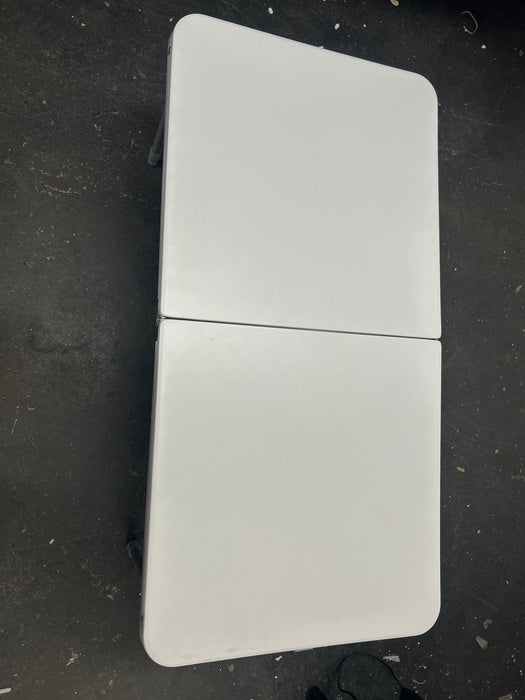 Mainstays 4 Foot Fold-in-Half Adjustable Folding Table, White - new