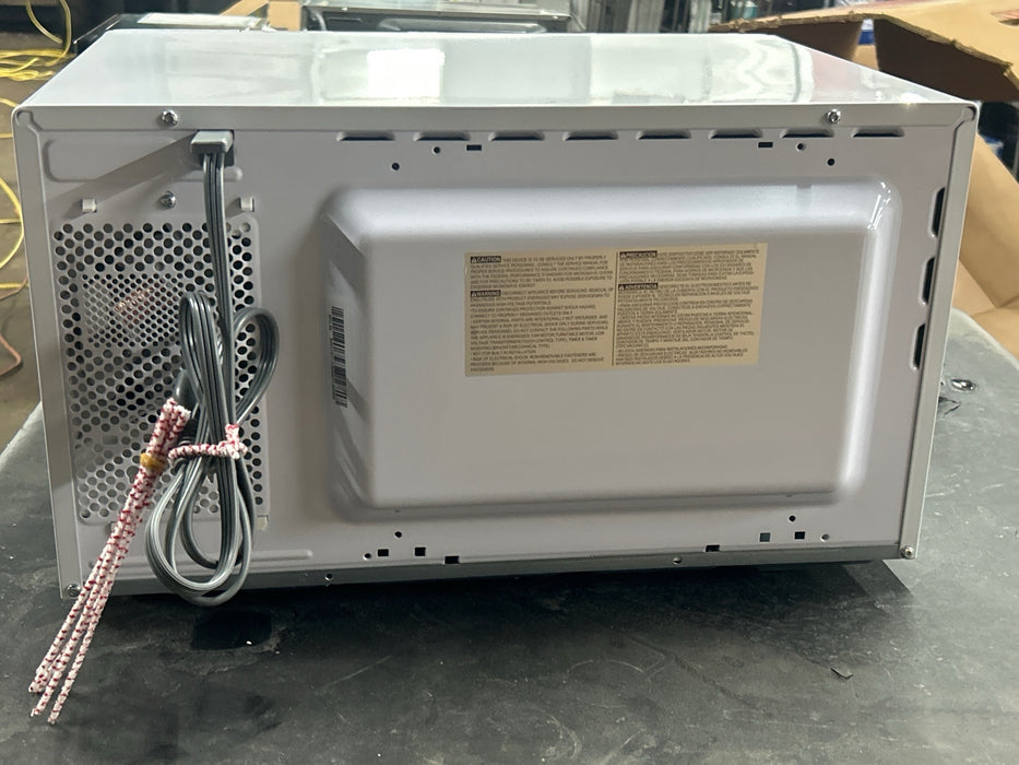 GE 1.1-cu ft 950 -Watt Countertop Microwave ( White ) - new