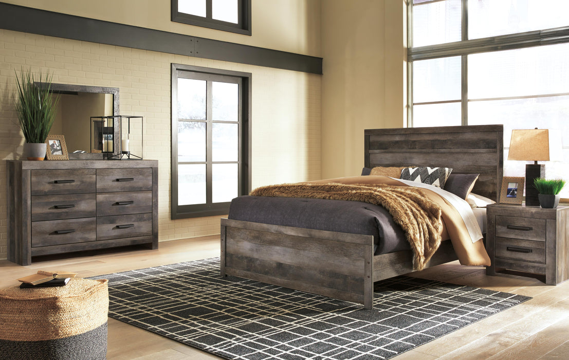 Wynnlow Gray Wynnlow Queen Panel Bed with Mirrored Dresser