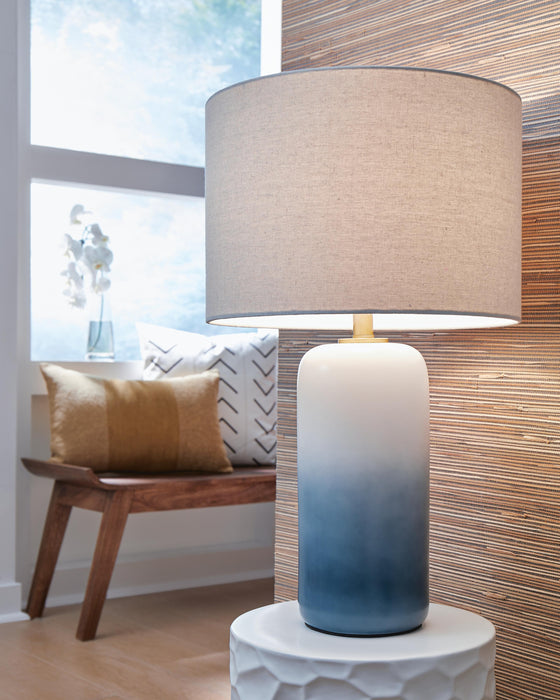 Lemrich White/Teal Ceramic Table Lamp (1/CN)