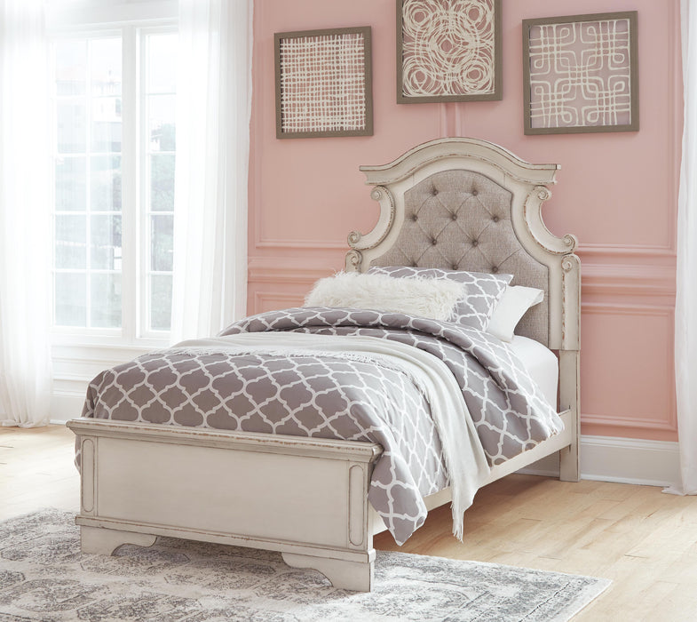 Realyn Chipped White Realyn Twin Panel Bed