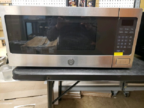 GE Profile PEM31SFSS Countertop Microwave - display_model