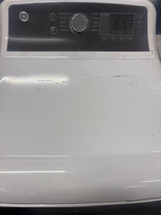 GE - 7.4 Cu. Ft. Gas Dryer with Sensor Dry - White with Matte Black - display_model