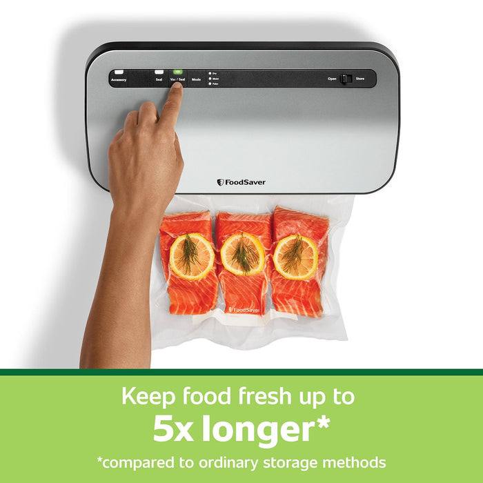 FoodSaver 14-Piece Starter Kit with Vacuum Seal Roll and Bags - new