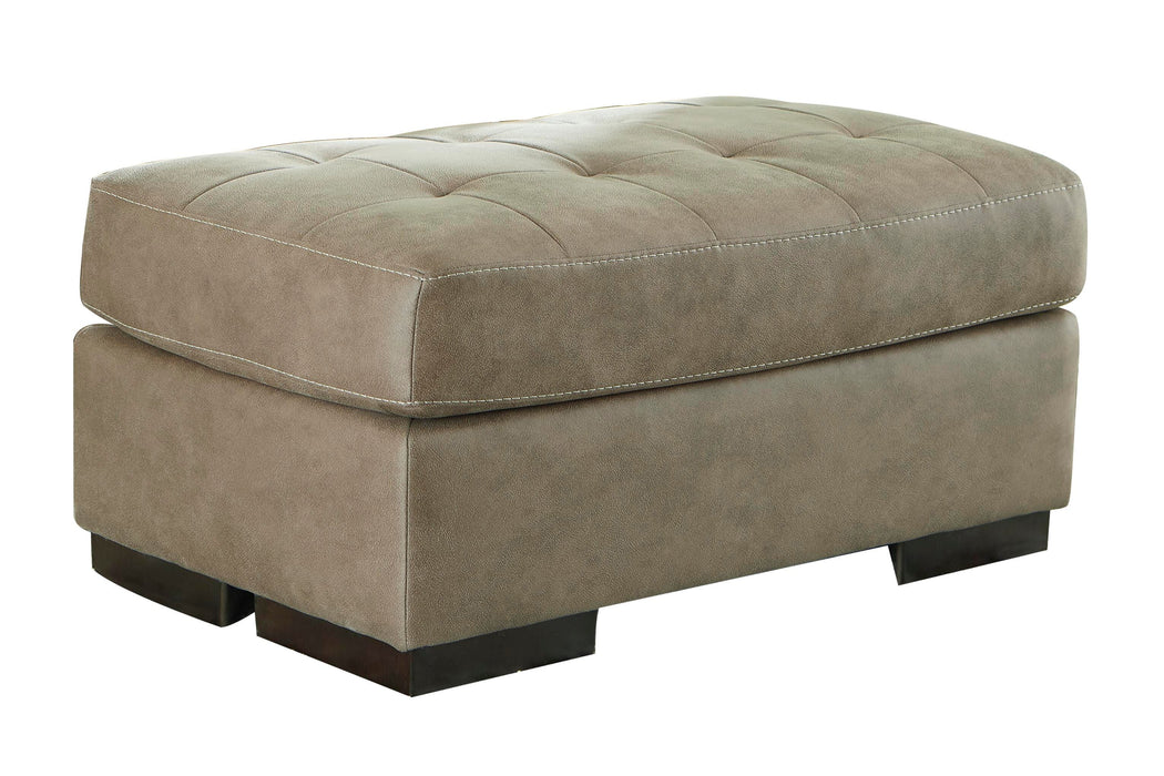 Maderla Pebble Living Room Collection