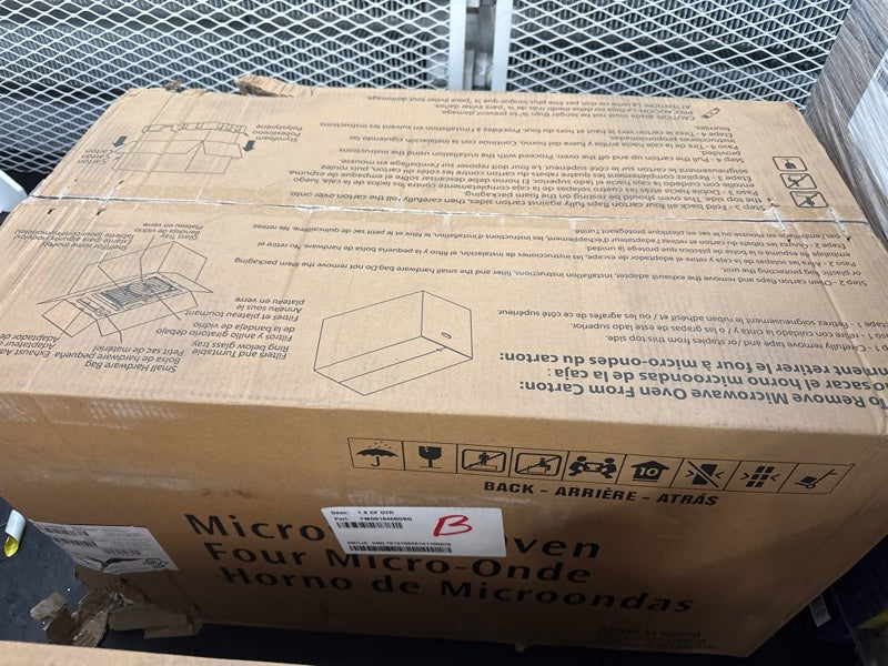 Frigidaire - 1.8 Cu. Ft. Over-The-Range Microwave with PureAir Filter - Black - new