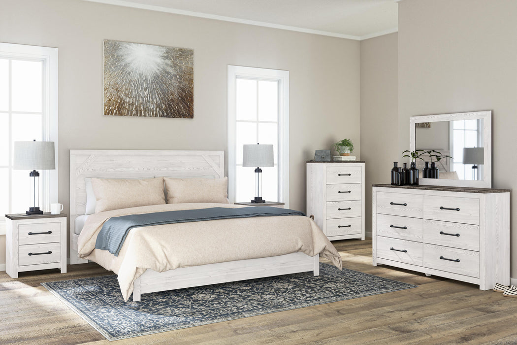 Gerridan White/Gray Bedroom Collection