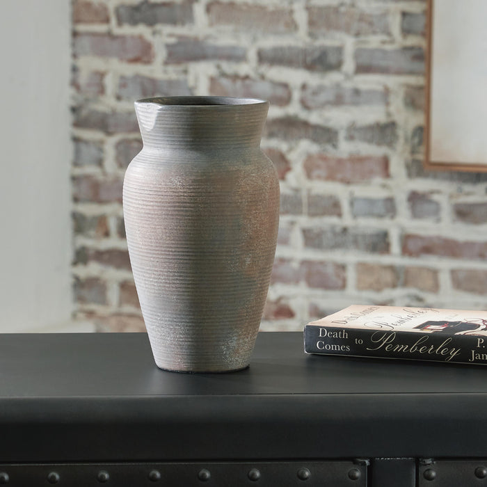 Brickmen Antique Gray Vase