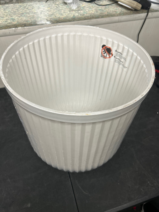 Better Homes & Gardens 16"W x 16"L x 15.8"H Ellan White Resin Plant Pot Planter - new
