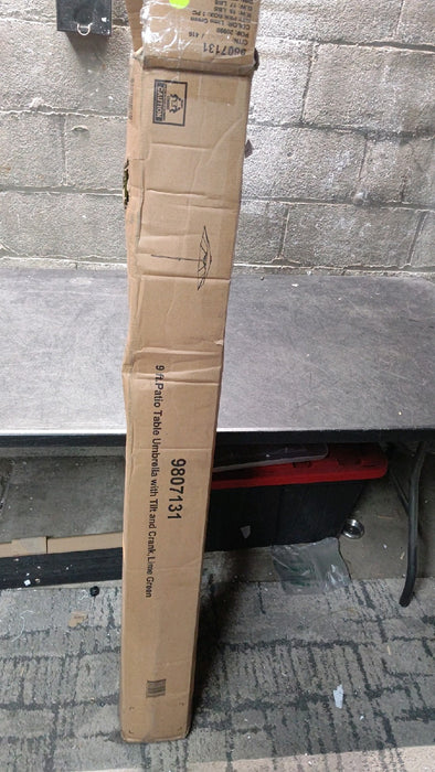 Westin Outdoor 9 Ft Patio Market Umbrella with Tilt & Crank, Lime Green - open_box