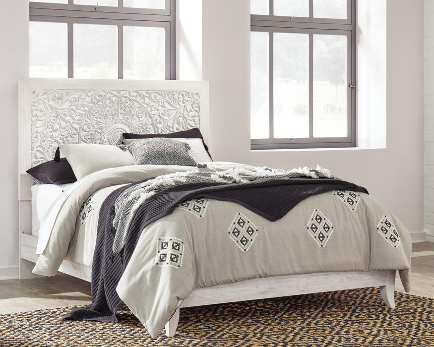 Paxberry Whitewash Paxberry Queen Panel Bed