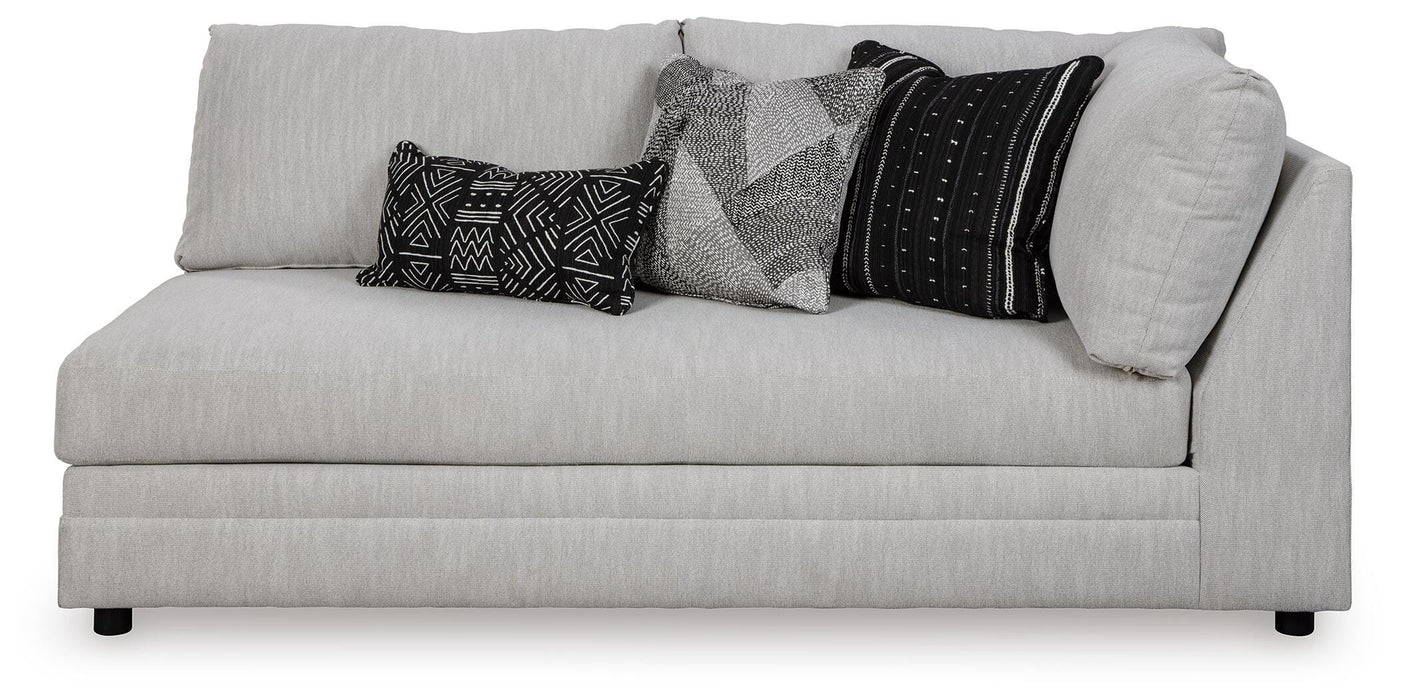 Neira Fog RAF Sofa