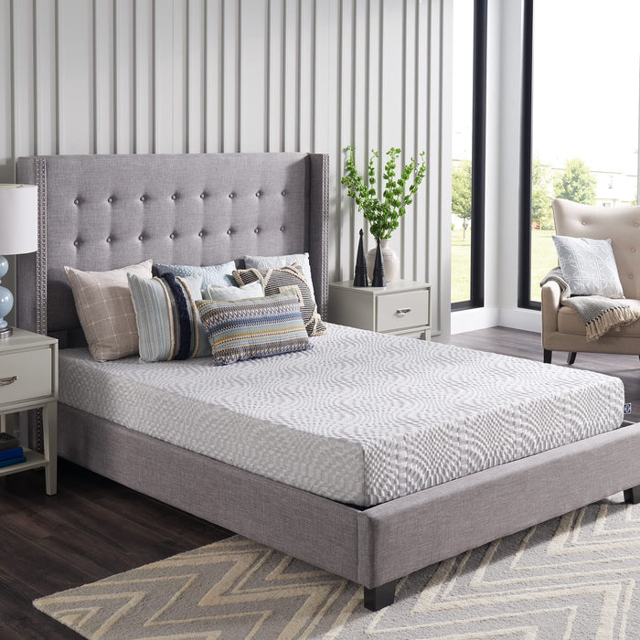 Sealy Essentials 8" Memory Foam Bed in Box, Queen - new