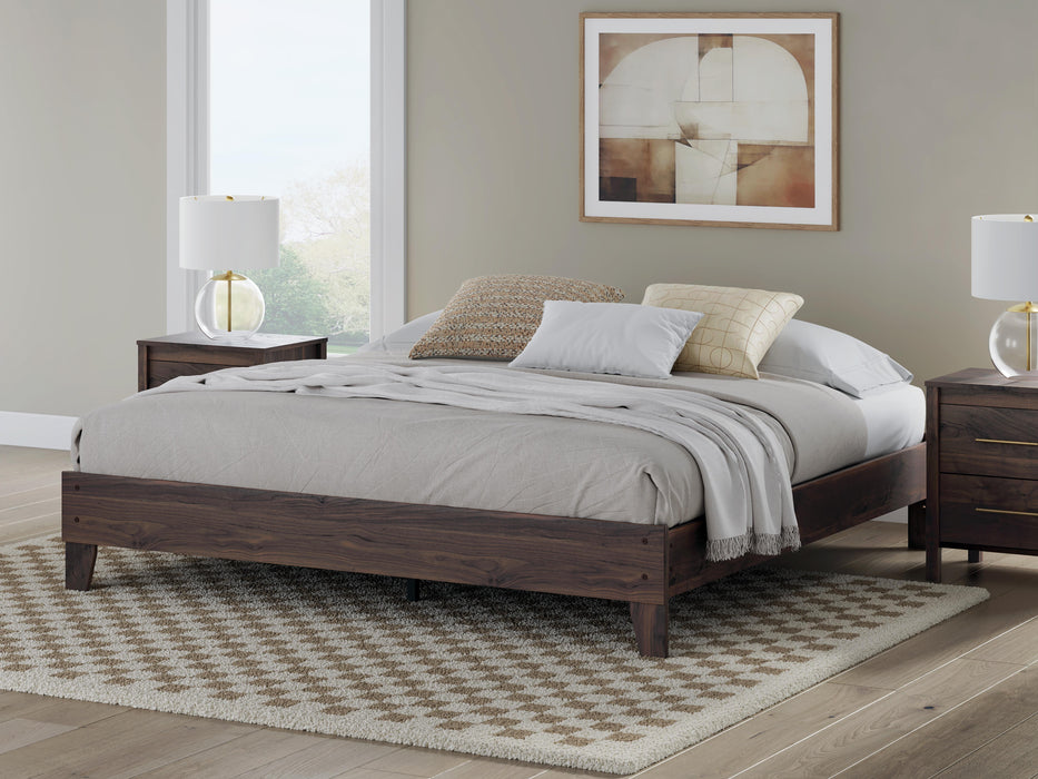 Calverson Brown Bedroom Collection