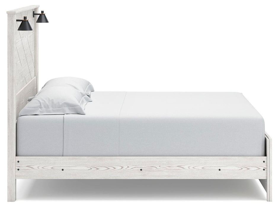 Gerridan White/Gray Gerridan King Panel Bed