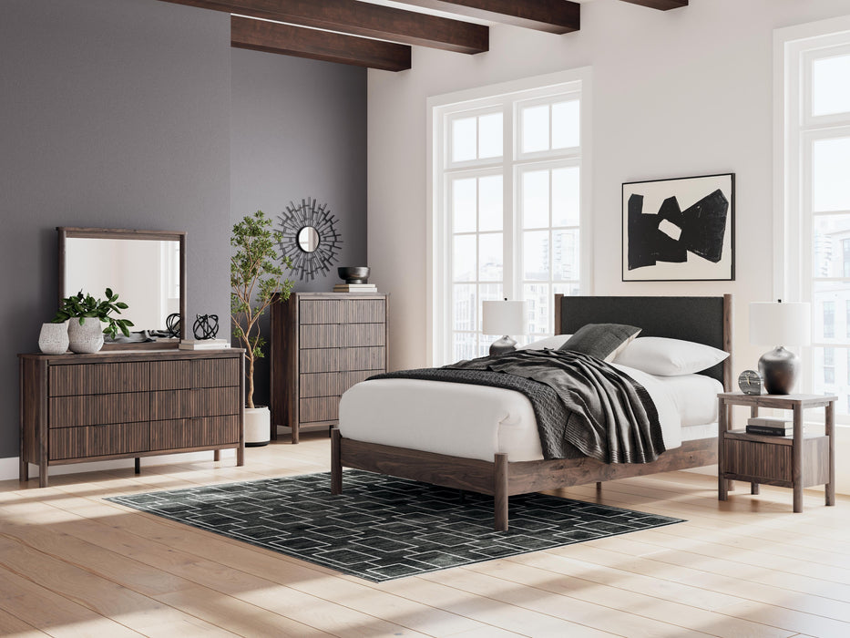 Cadmori Brown One Drawer Night Stand