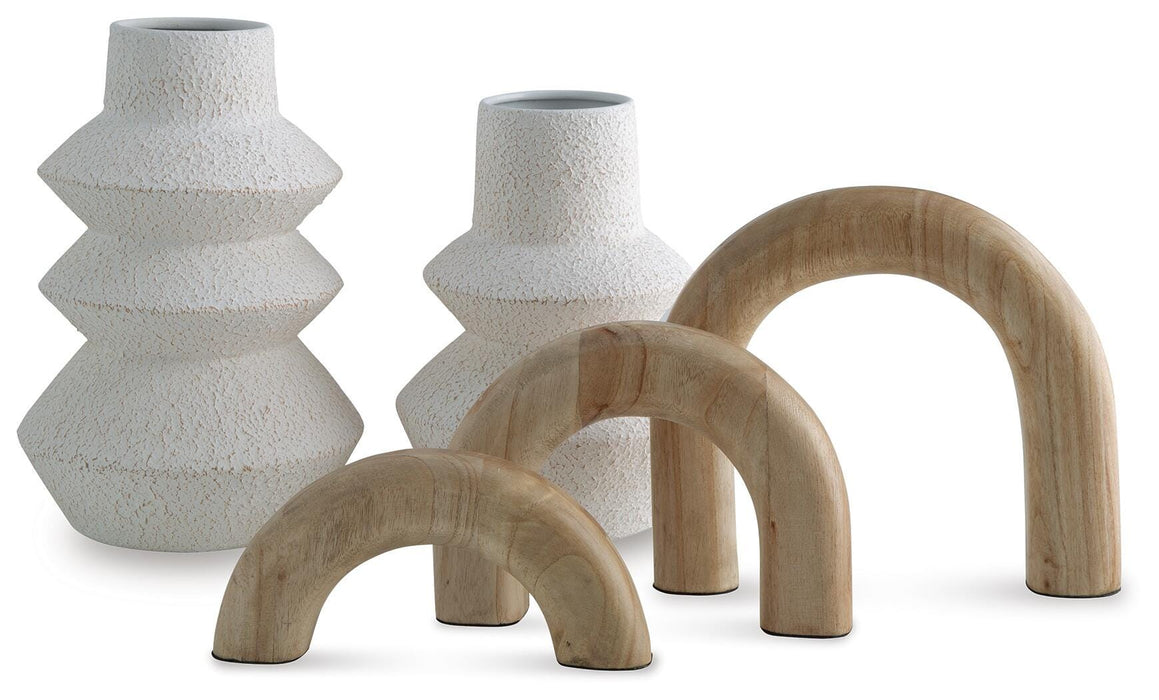 Maddwarth White/Natural Brown Accessory Set (5/CN)