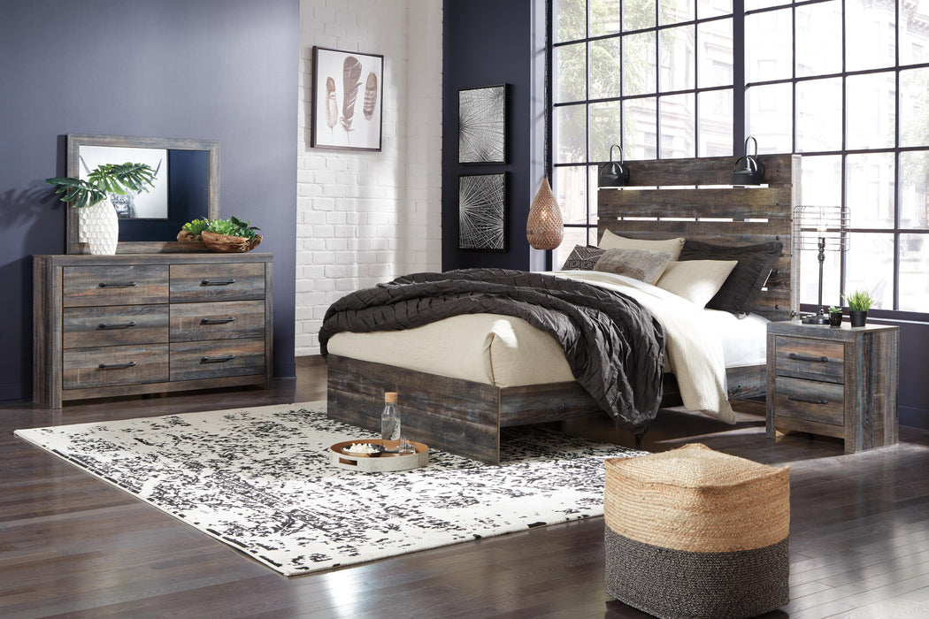 Drystan Multi Drystan Queen Panel Bed with Mirrored Dresser and Chest