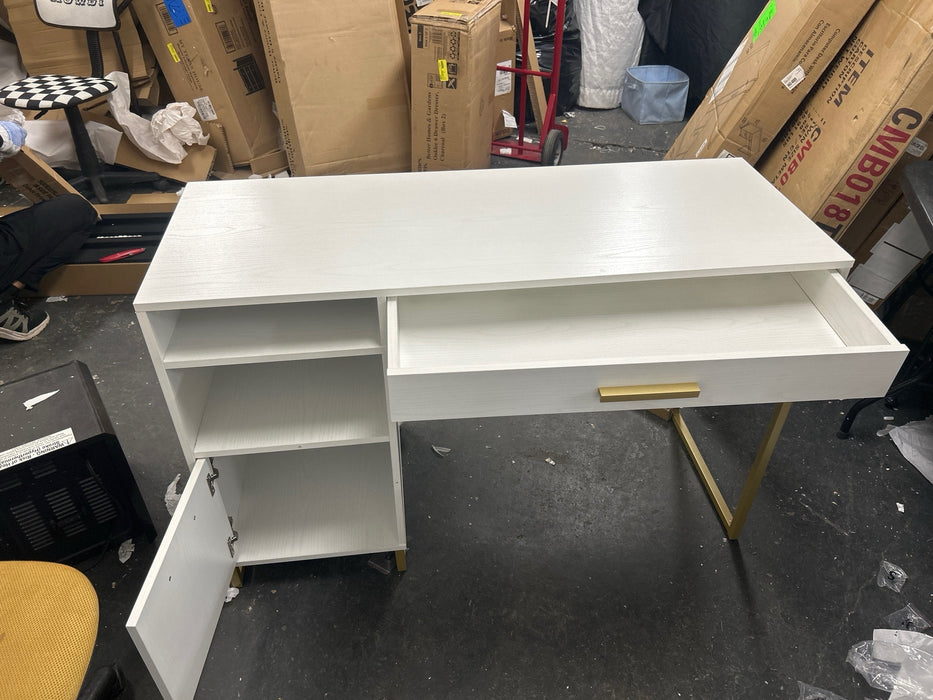 Mainstays Wood & Metal Writing Desk with 1 Drawer and 1 Door for Teen Adult,29.92 in, White Finish. - new