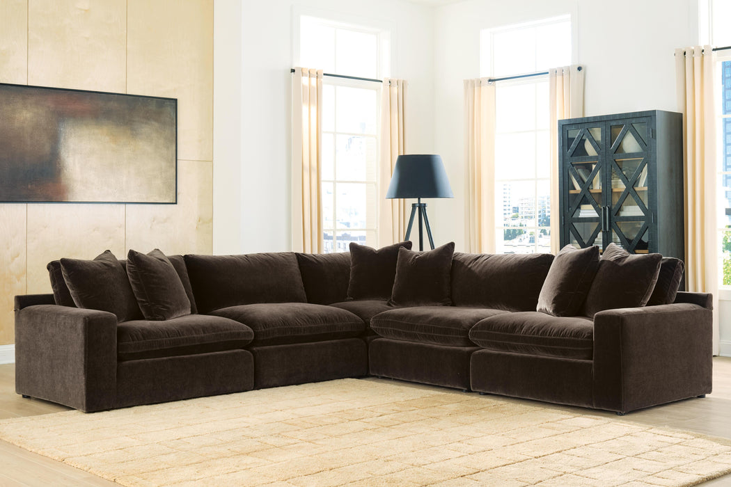 Maxton Heights Bittersweet Maxton Heights 5-Piece Sectional
