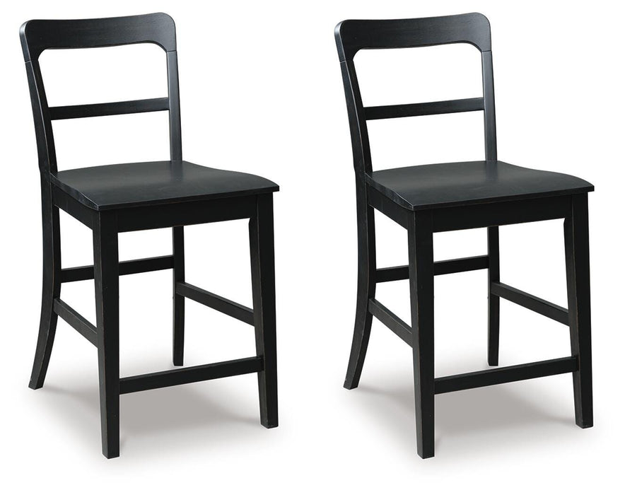 Chadworth Black Dining Collection
