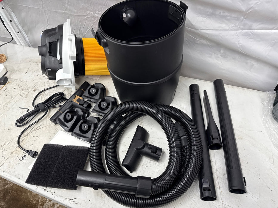 HART 7 Gallon 5 Peak HP Poly Wet/Dry Vacuum, VOC708PF 3701 - new