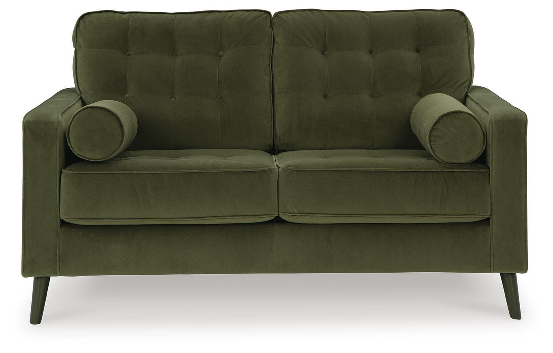 Reveon Lakes Olive Living Room Collection