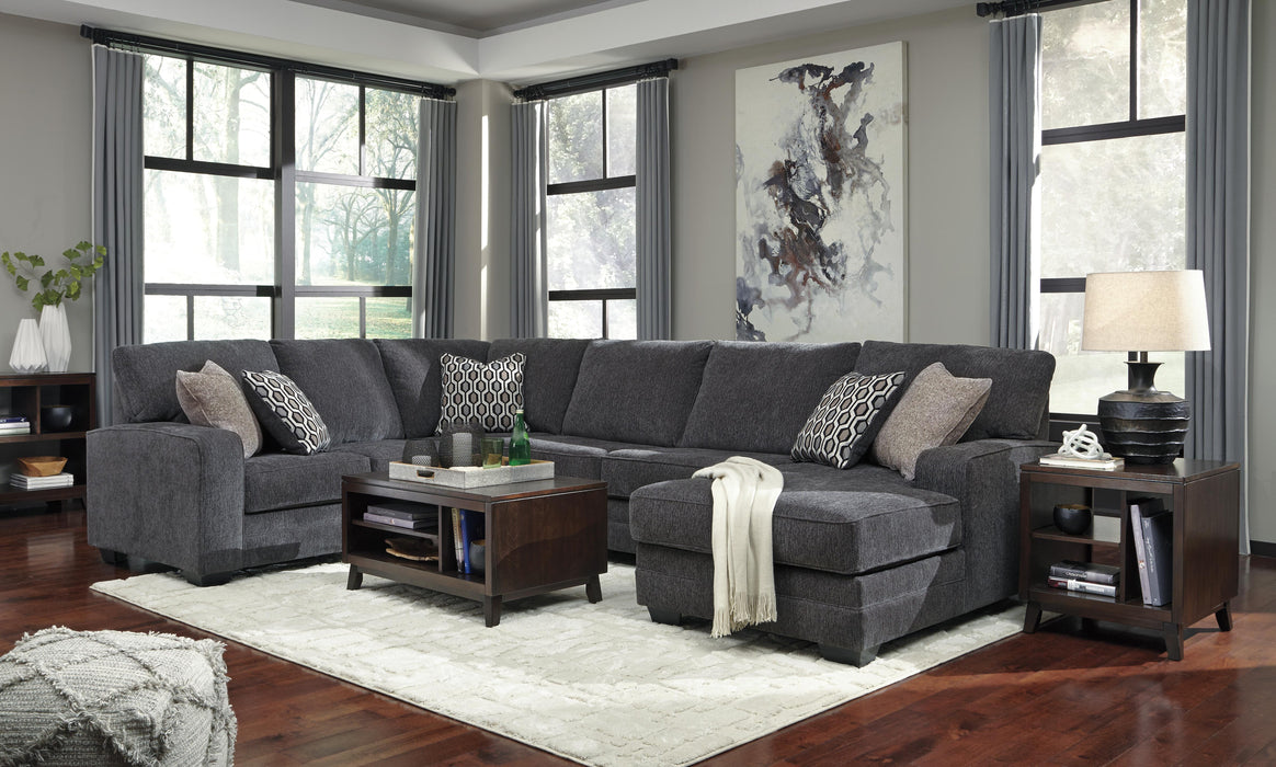 Tracling Slate Tracling 3-Piece Sectional with Chaise