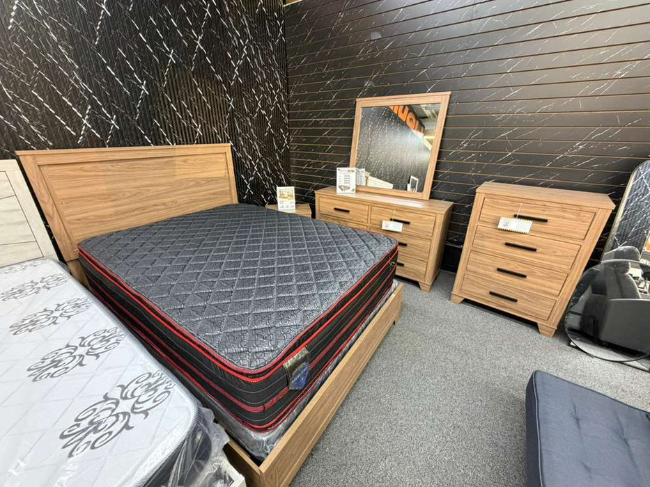 Panelli 5 Pc Queen Bedroom Set w/ Chest - new