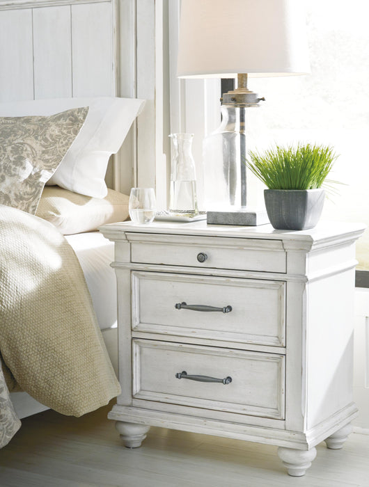 Kanwyn Whitewash Three Drawer Night Stand