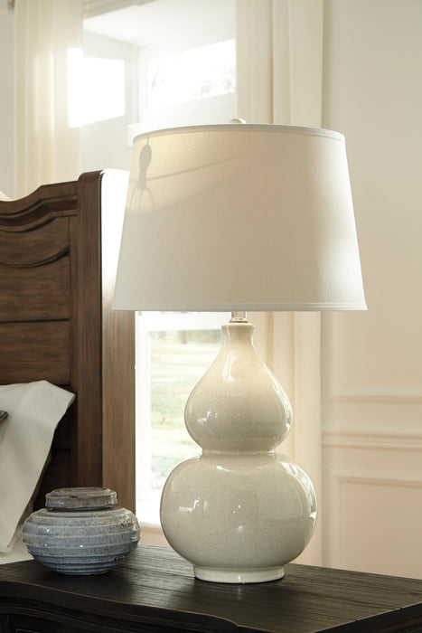 Saffi Cream Ceramic Table Lamp (1/CN)