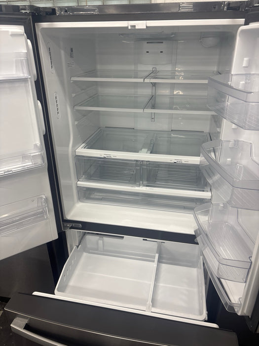 GE - 25.6 Cu. Ft. French Door Refrigerator with Space-Saving Ice Maker - Stainless Steel - display_model