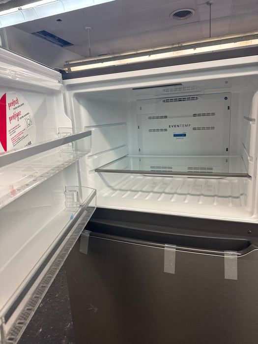 Frigidaire Fght2055v Gallery 30" Wide 20 Cu. Ft. Energy Star Certified Top Freezer - open_box