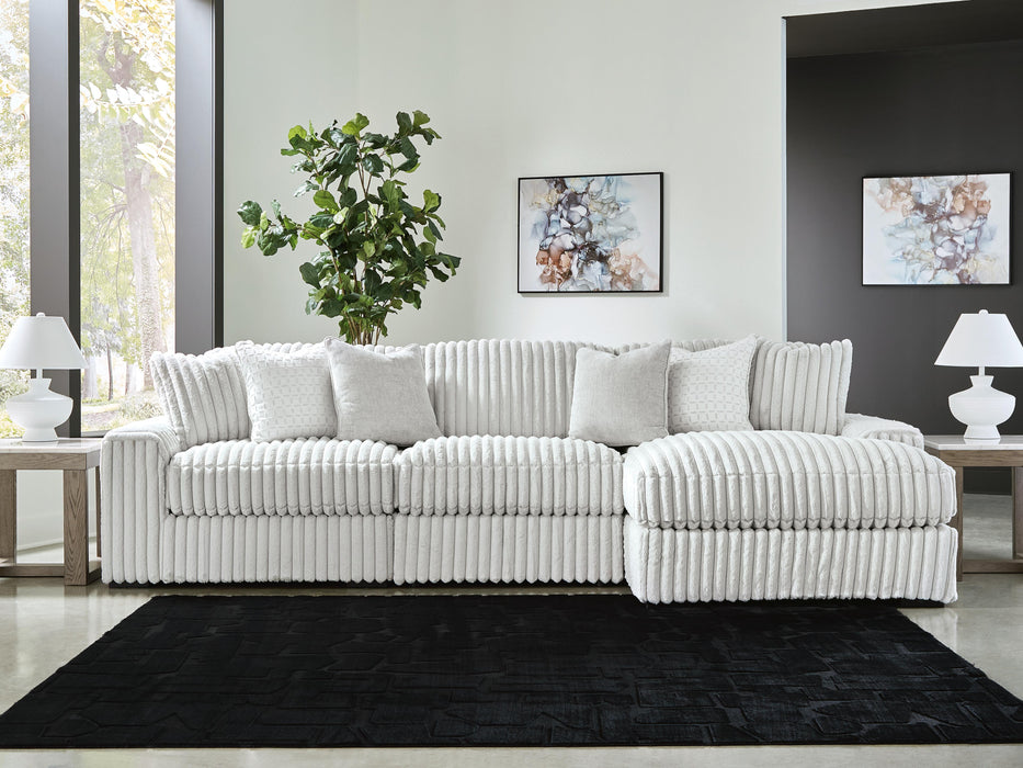Stupendous Alloy Stupendous 3-Piece Sectional with Chaise