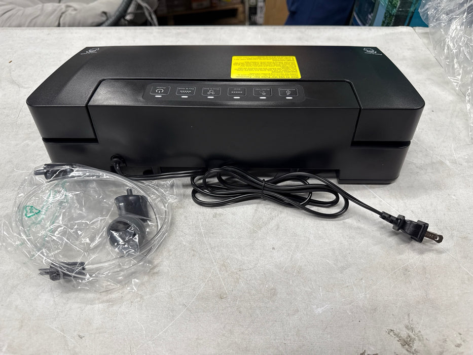 Mainstays Vacuum Sealer with Built-in Cutter and Roll Storage, 1 Vacuum Seal Roll Included , Black - new