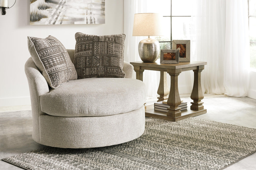 Swivel Accent Chair