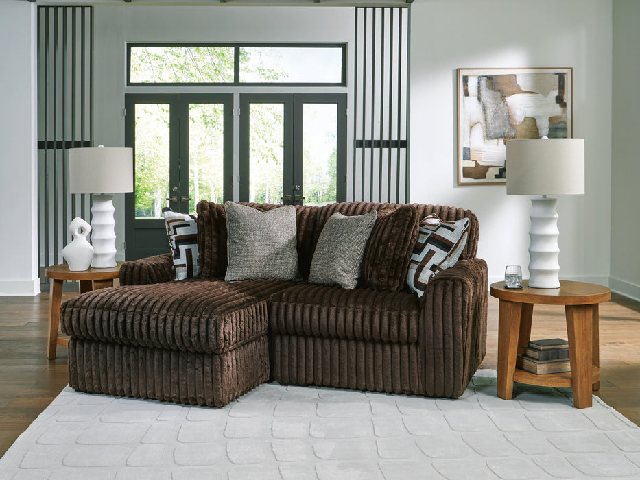 2-Piece Sectional with Chaise
