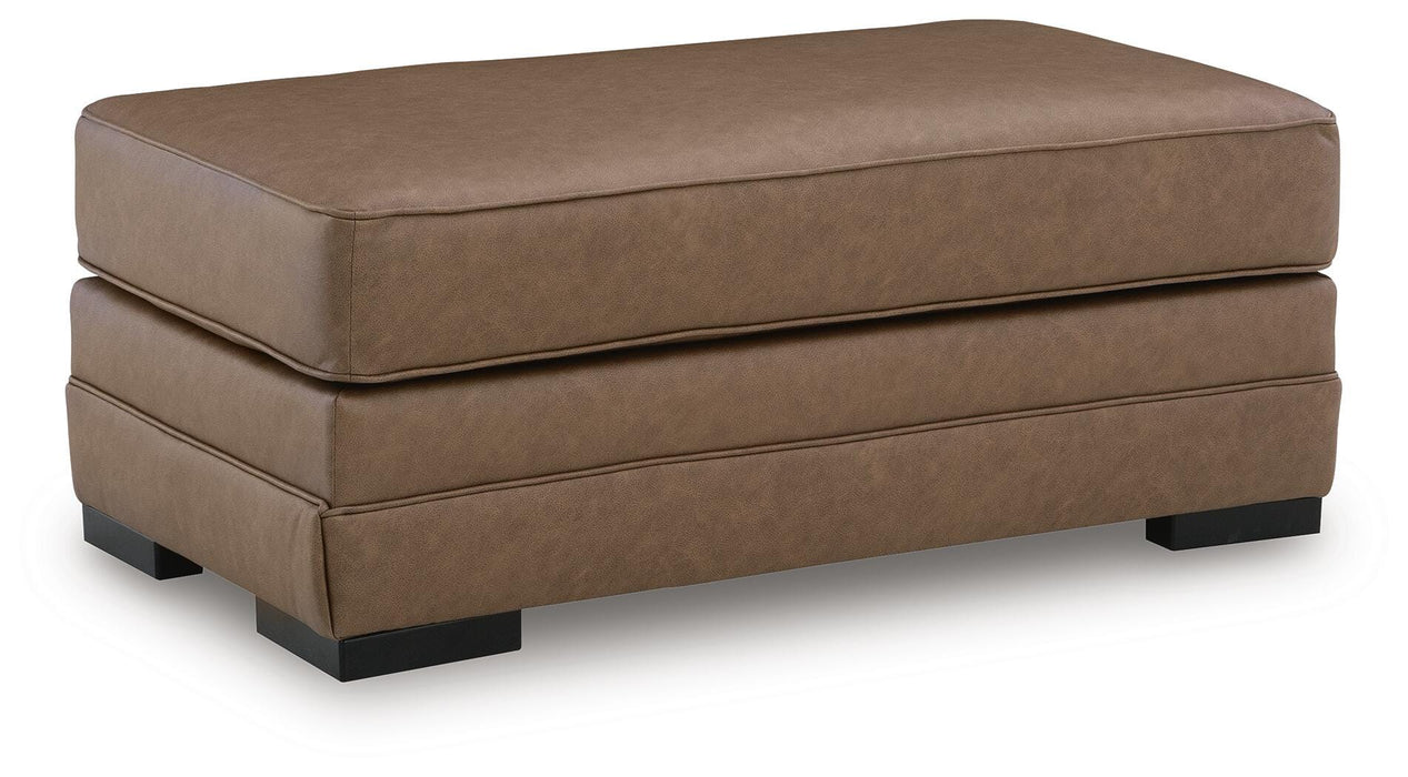 VillaCourt Caramel Living Room Collection