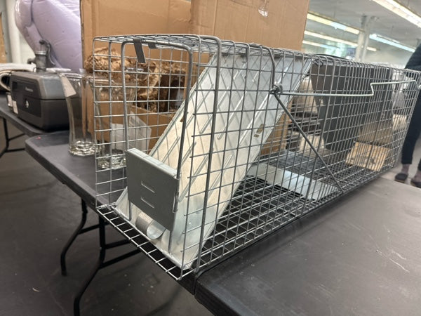 Havahart 1085 Large 1-Door Easy Set & Release Humane Live Animal Trap for Armadillos, Cats, Groundhogs, Muskrats, Nutria, Opossums, Racoons, Skunks, and Other Similar-Sized Animals - new