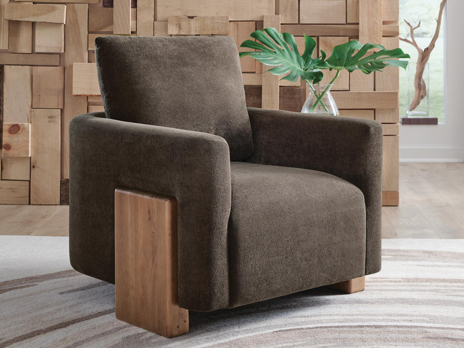 Dairlett Brown Accent Chair