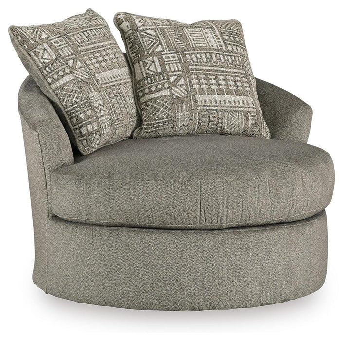 Soletren Ash Living Room Collection