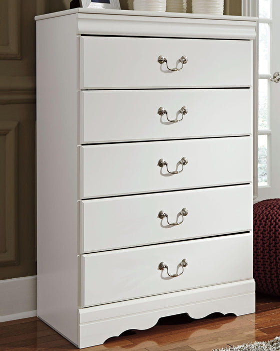 Anarasia White Five Drawer Chest