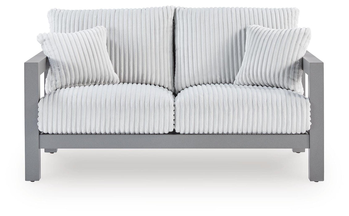Moonlight View Gray Loveseat w/Cushion