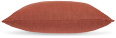 Signature Design Rust Pillow (4/CS)