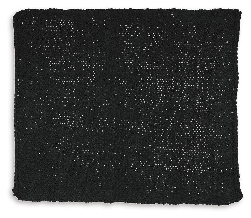 Signature Design Black Throw (3/CS)
