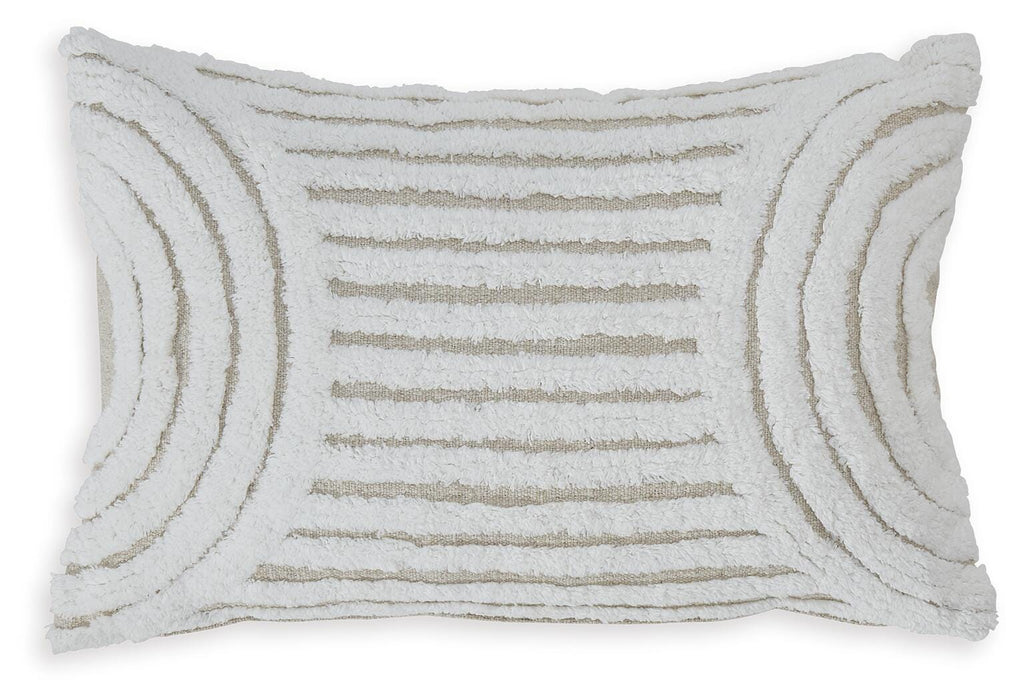 Signature Design White/Tan Pillow (4/CS)