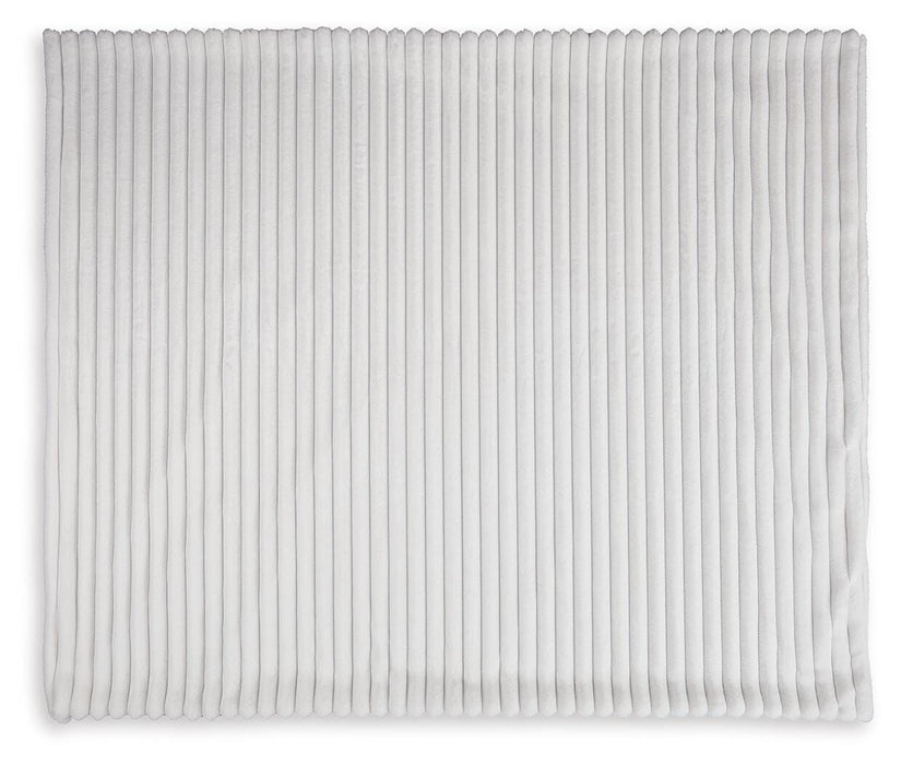 Signature Design White Throw (3/CS)