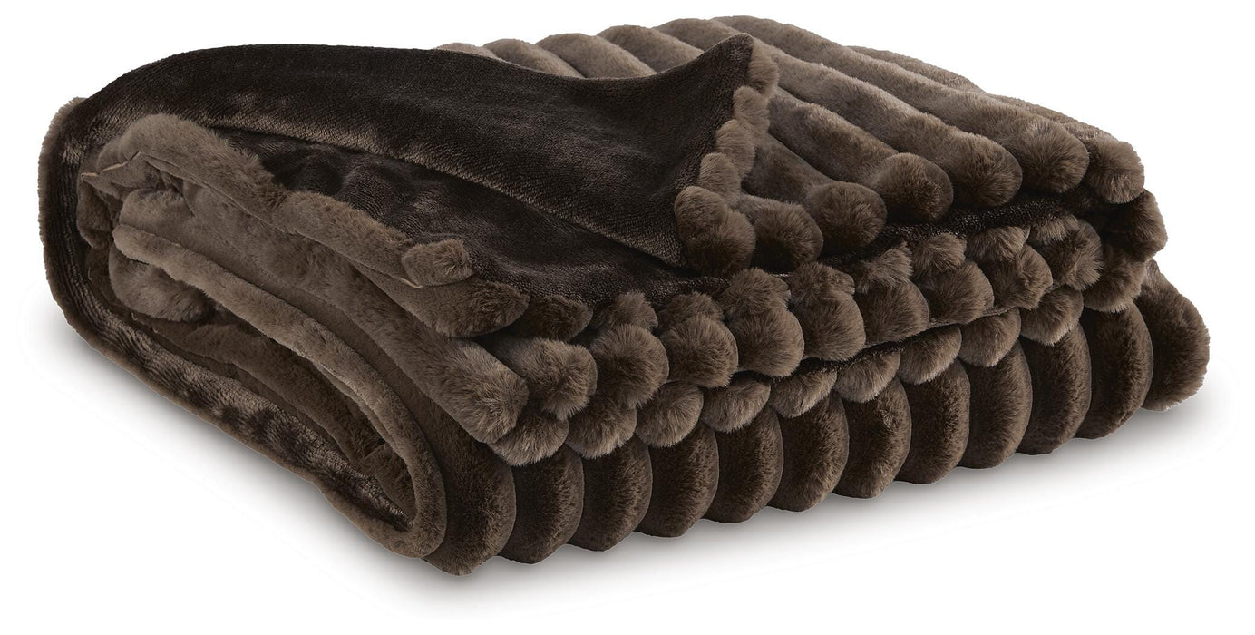 Signature Design Brown Throw (3/CS)