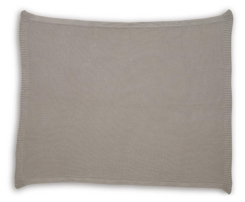 Signature Design Gray Throw (3/CS)