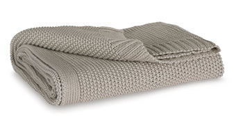 Signature Design Gray Throw (3/CS)